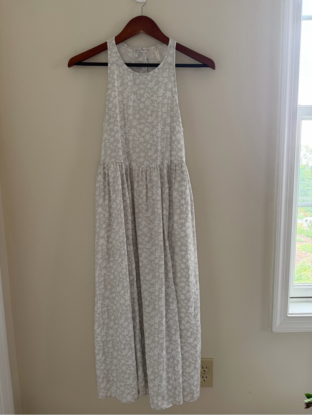 Rylee + Cru Cream Floral Midi Dress